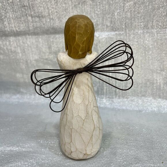 WILLOW TREE "Sign of Love" Angel Figurine Susan Lordi 2003 DEMDACO - Picture 2 of 4